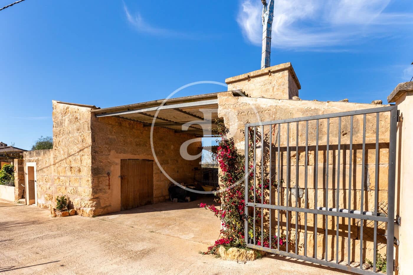 5 soveværelse Villa til salg i Sant Jordi med swimmingpool - € 1.290.000 (Ref: 8718927)