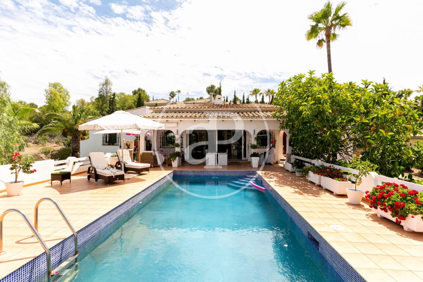 4 soverom Villa til salgs i Santa Ponsa med svømmebasseng - € 1 785 000 (Ref: 8718928)