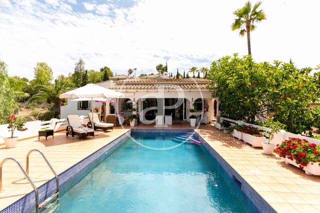 4 soverom Villa til salgs i Santa Ponsa, Calvià med svømmebasseng - € 1 785 000 (Ref: 8718928)