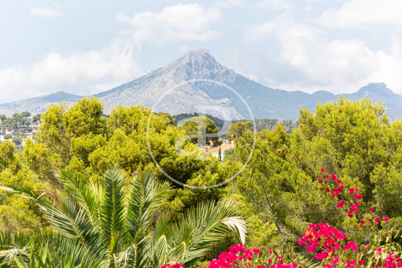 4 soverom Villa til salgs i Santa Ponsa med svømmebasseng - € 1 785 000 (Ref: 8718928)