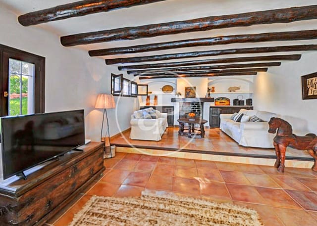 6 slaapkamer Villa te koop in Cala d'Or, Santanyí met zwembad - € 2.500.000 (Ref: 8718964)