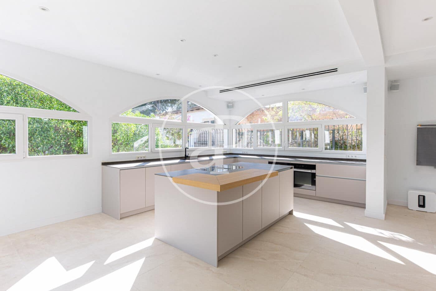 3 chambre Villa/Maison à vendre à Genova avec piscine - 3 200 000 € (Ref: 8719033)