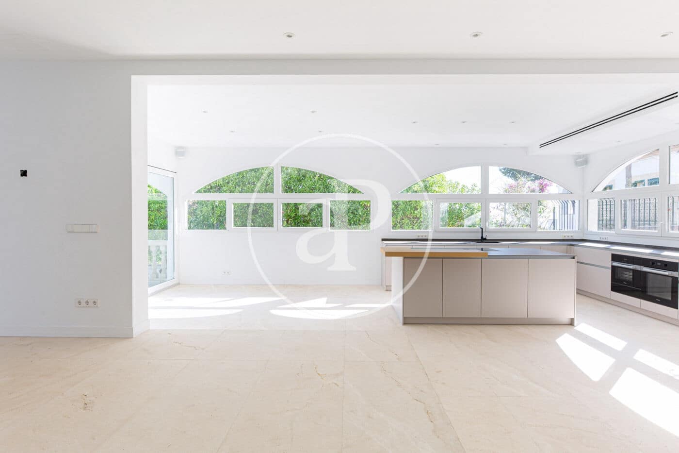 3 chambre Villa/Maison à vendre à Genova avec piscine - 3 200 000 € (Ref: 8719033)