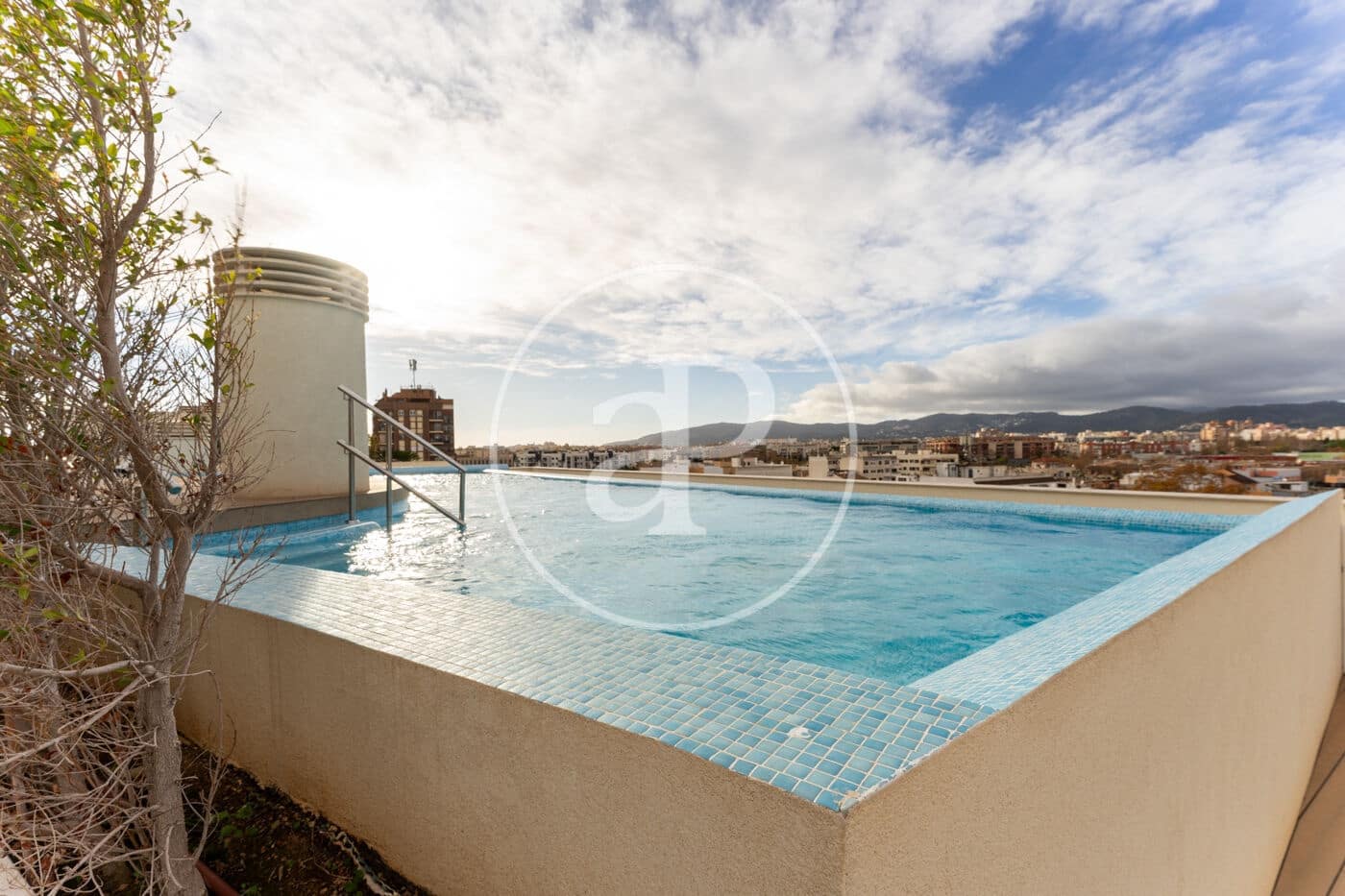 2 makuuhuone Huoneisto vuokrattavana paikassa Palma de Mallorca mukana uima-altaan - 1 700 € (Ref: 8726544)