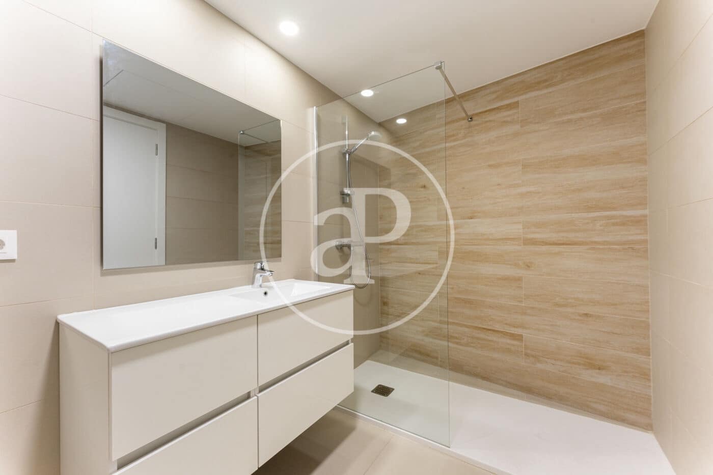 2 makuuhuone Huoneisto vuokrattavana paikassa Palma de Mallorca mukana uima-altaan - 1 700 € (Ref: 8726544)