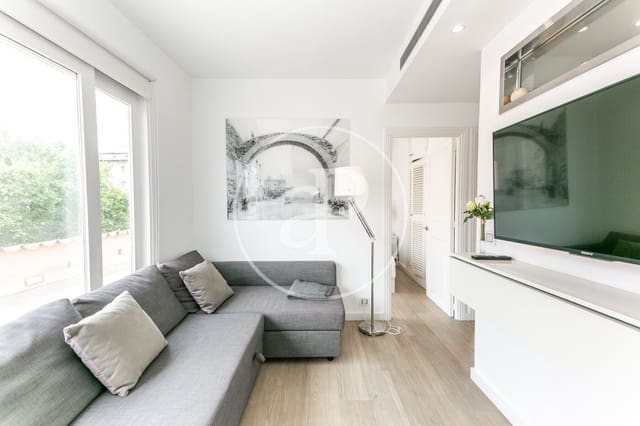 1 sovrum Lägenhet att hyra i Monti-Sion, Palma de Mallorca - 2 100 € (Ref: 8726556)