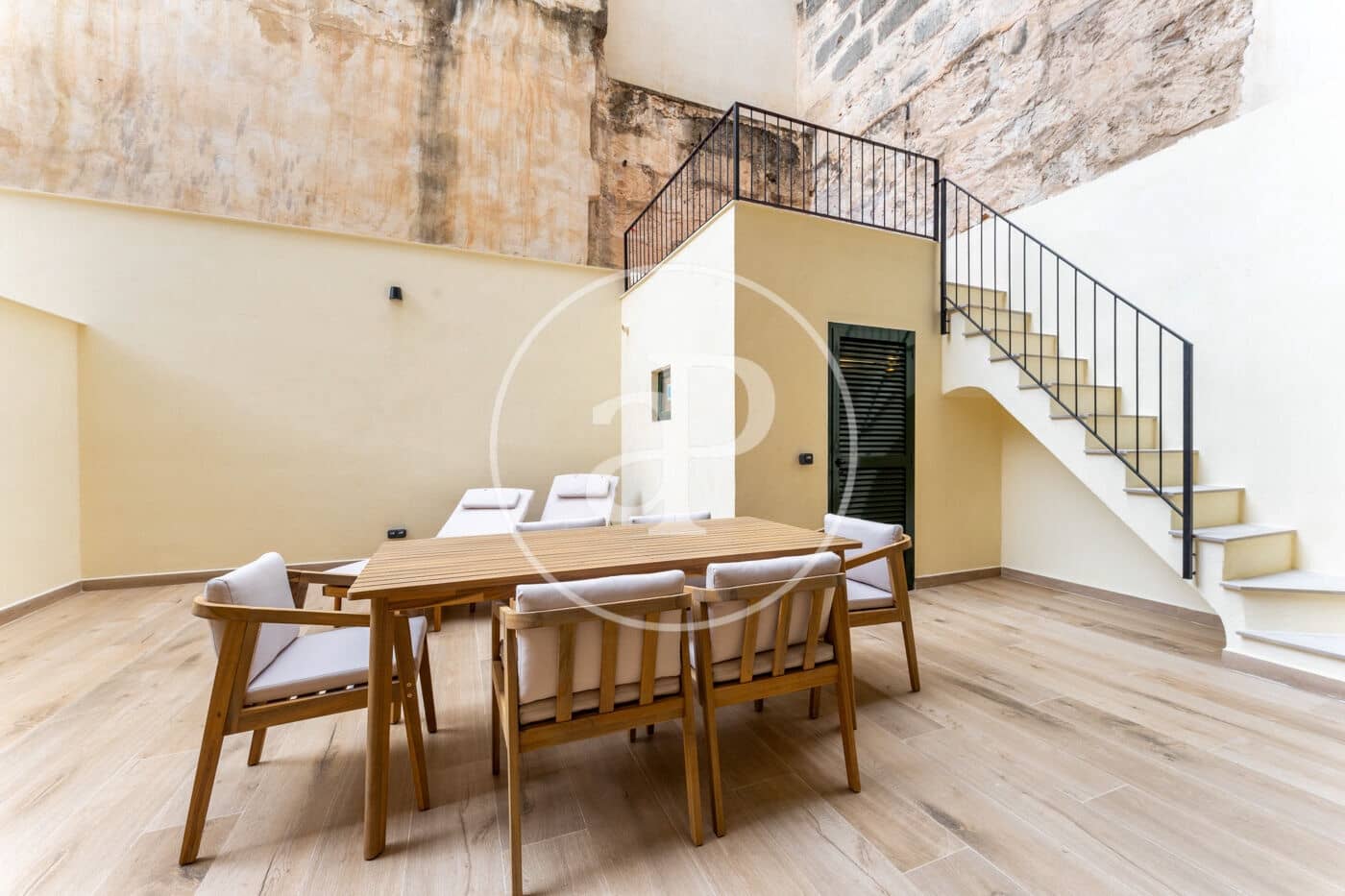 3 bedroom Apartment for rent in Palma de Mallorca - € 2,950 (Ref: 8726560)