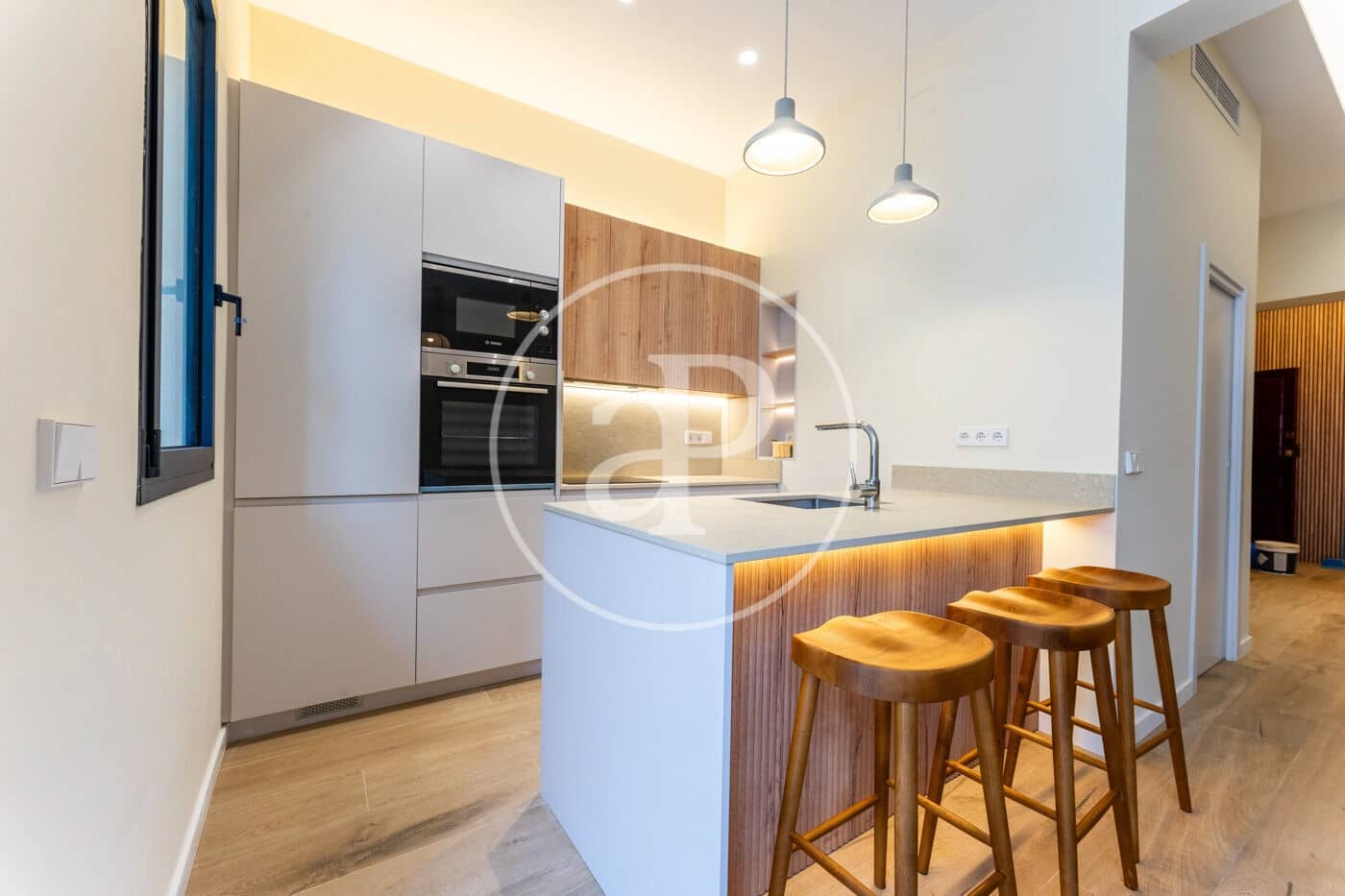 2 quarto Apartamento para arrendar em Palma de Mallorca - 2 950 € (Ref: 8726561)