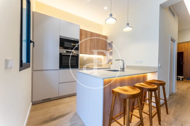 Apartamento de 2 habitaciones en Santa Catalina, Palma de Mallorca en alquiler - 2.950 € (Ref: 8726561)