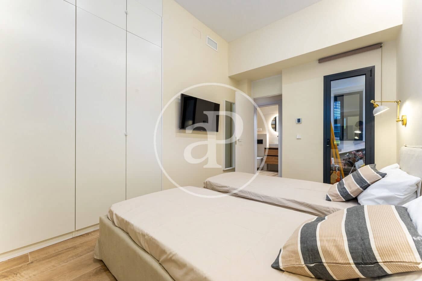 2 quarto Apartamento para arrendar em Palma de Mallorca - 2 950 € (Ref: 8726561)