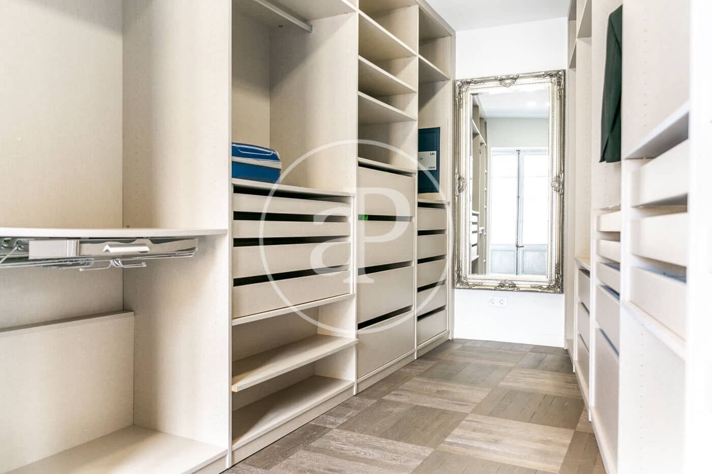 Apartamento de 2 habitaciones en Palma de Mallorca en alquiler - 5.000 € (Ref: 8726569)