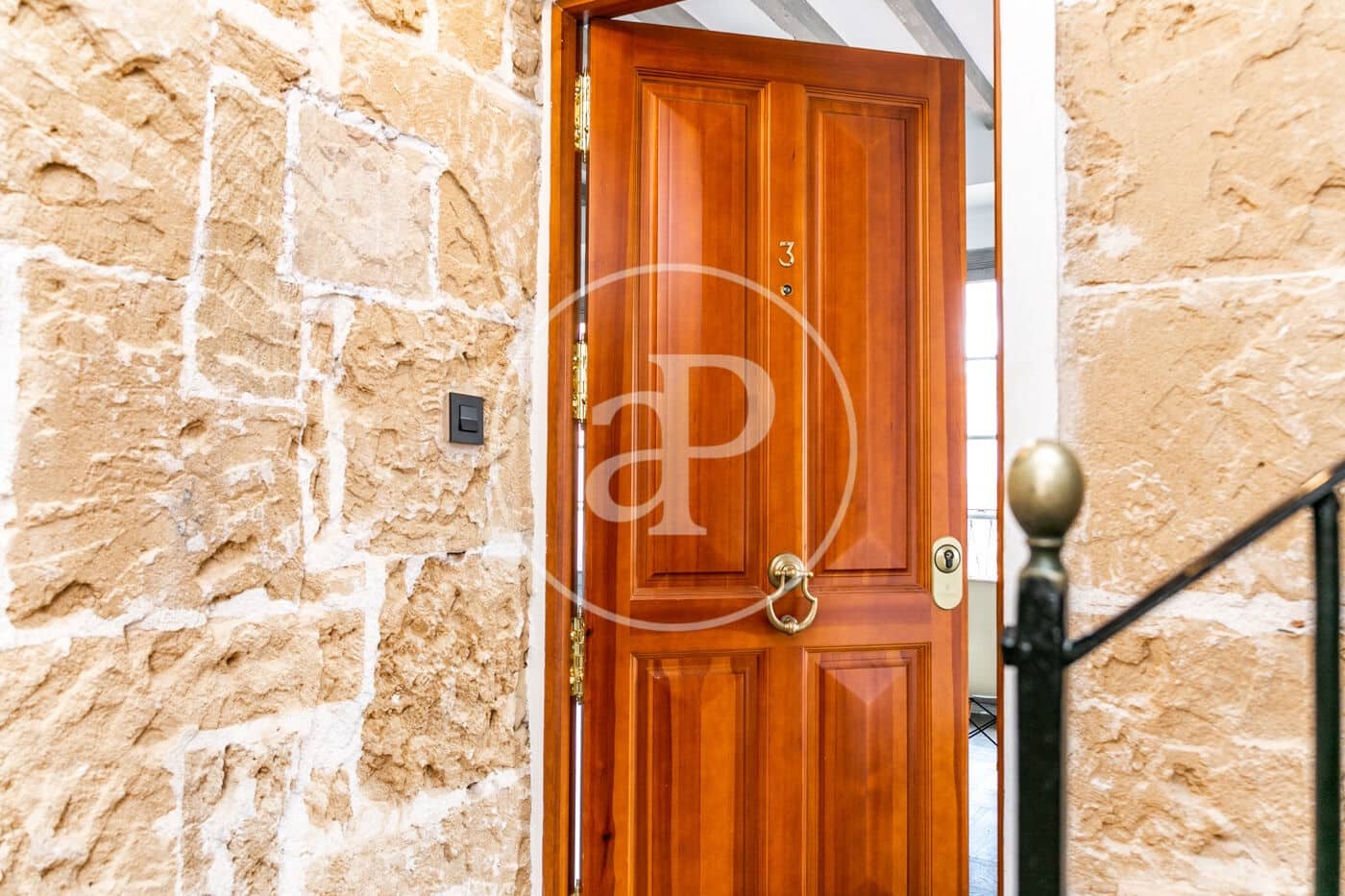 Apartamento de 2 habitaciones en Palma de Mallorca en alquiler - 5.000 € (Ref: 8726569)