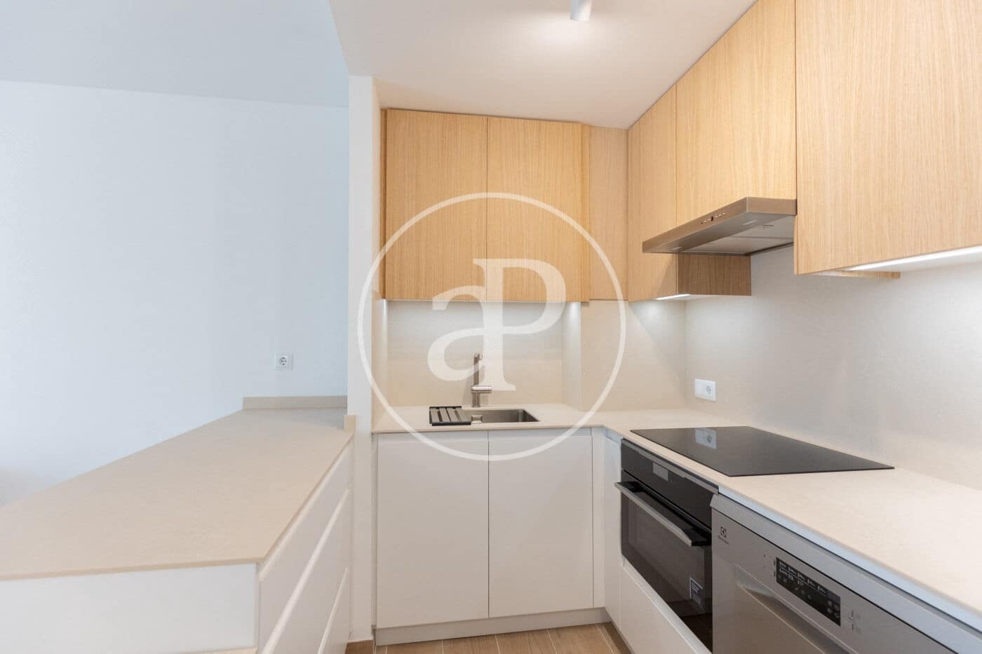 1 slaapkamer Appartement te huur in Cala Millor met zwembad - € 2.800 (Ref: 8726596)