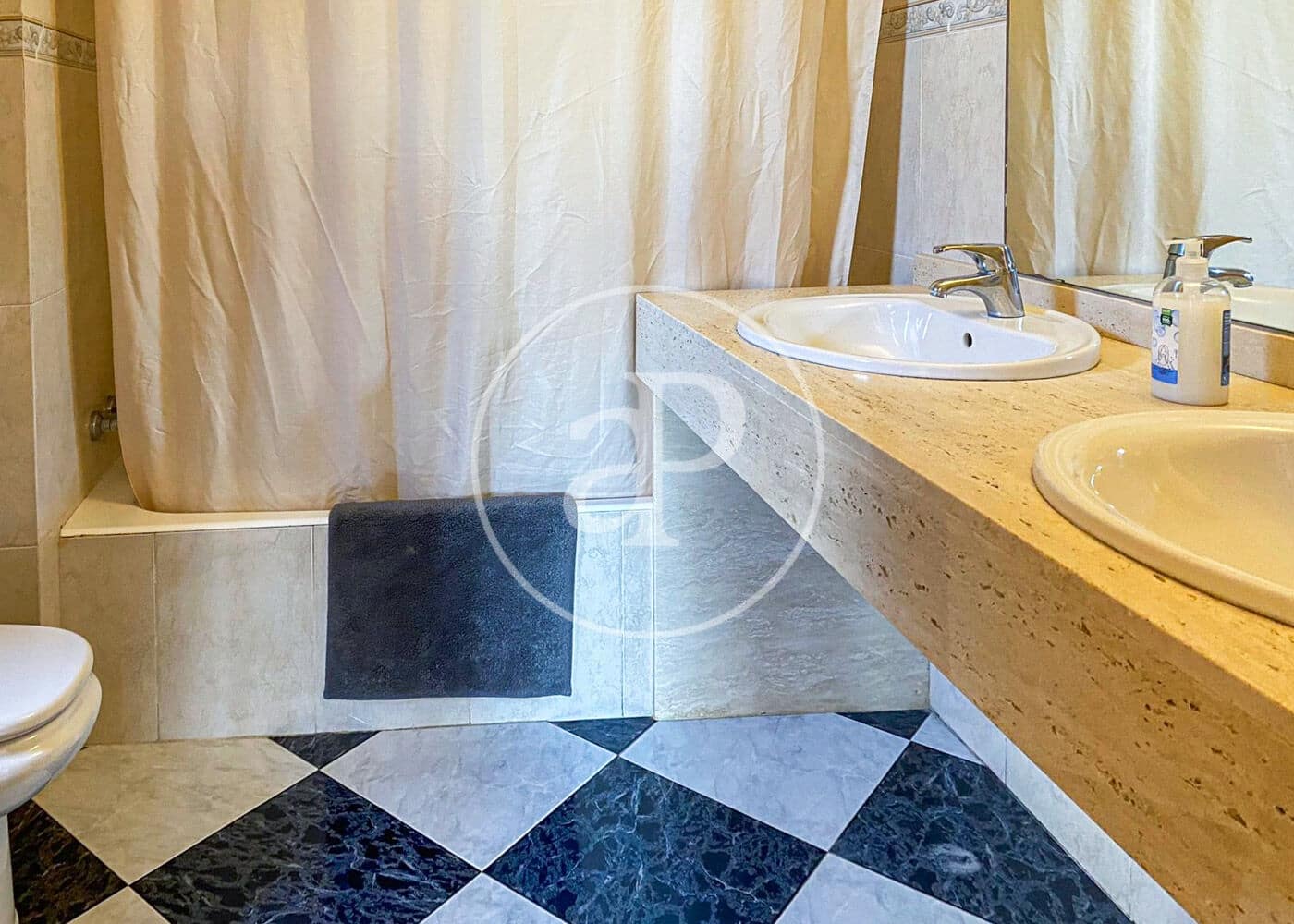 Villa/Maison de 5 chambres à louer à Llucmajor avec piscine - 10 000 € (Ref: 8726603)