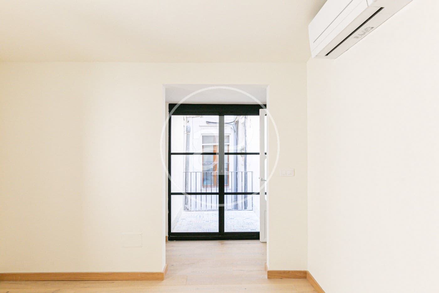 2 slaapkamer Appartement te huur in Palma de Mallorca - € 4.000 (Ref: 8726612)