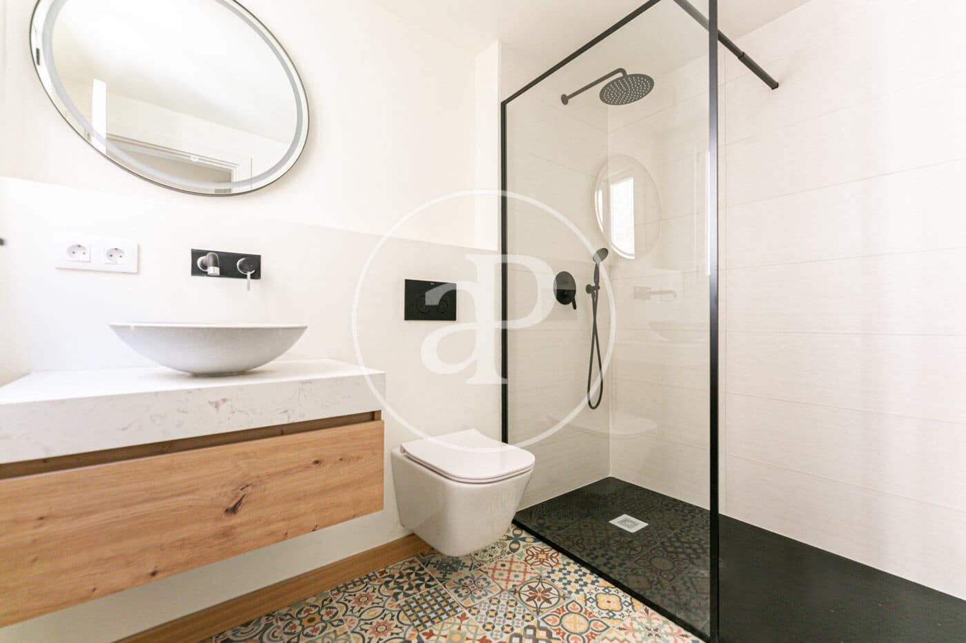 2 slaapkamer Appartement te huur in Palma de Mallorca - € 4.000 (Ref: 8726612)