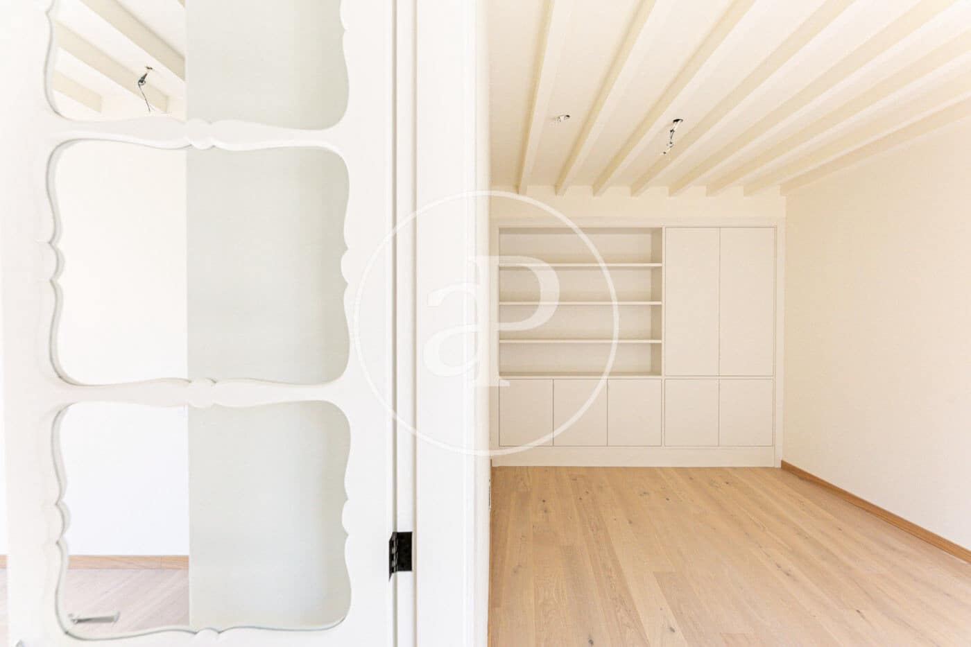 2 slaapkamer Appartement te huur in Palma de Mallorca - € 4.000 (Ref: 8726612)