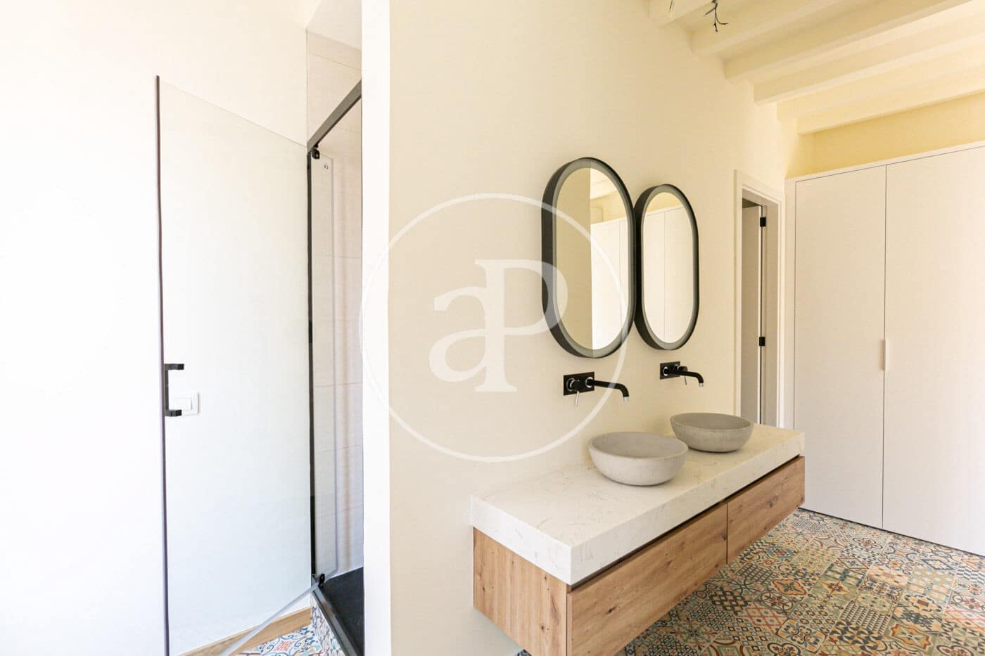 2 slaapkamer Appartement te huur in Palma de Mallorca - € 4.000 (Ref: 8726612)