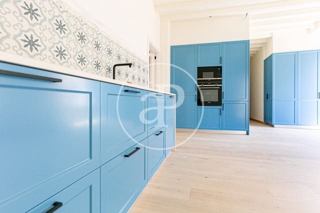 2 slaapkamer Appartement te huur in La Llotja - Born, Palma de Mallorca - € 4.000 (Ref: 8726612)