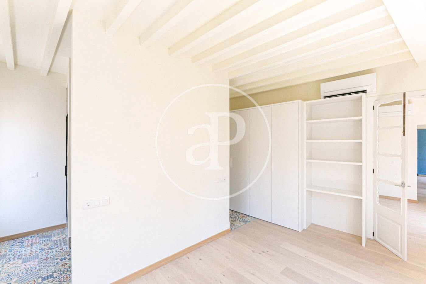 2 slaapkamer Appartement te huur in Palma de Mallorca - € 4.000 (Ref: 8726612)