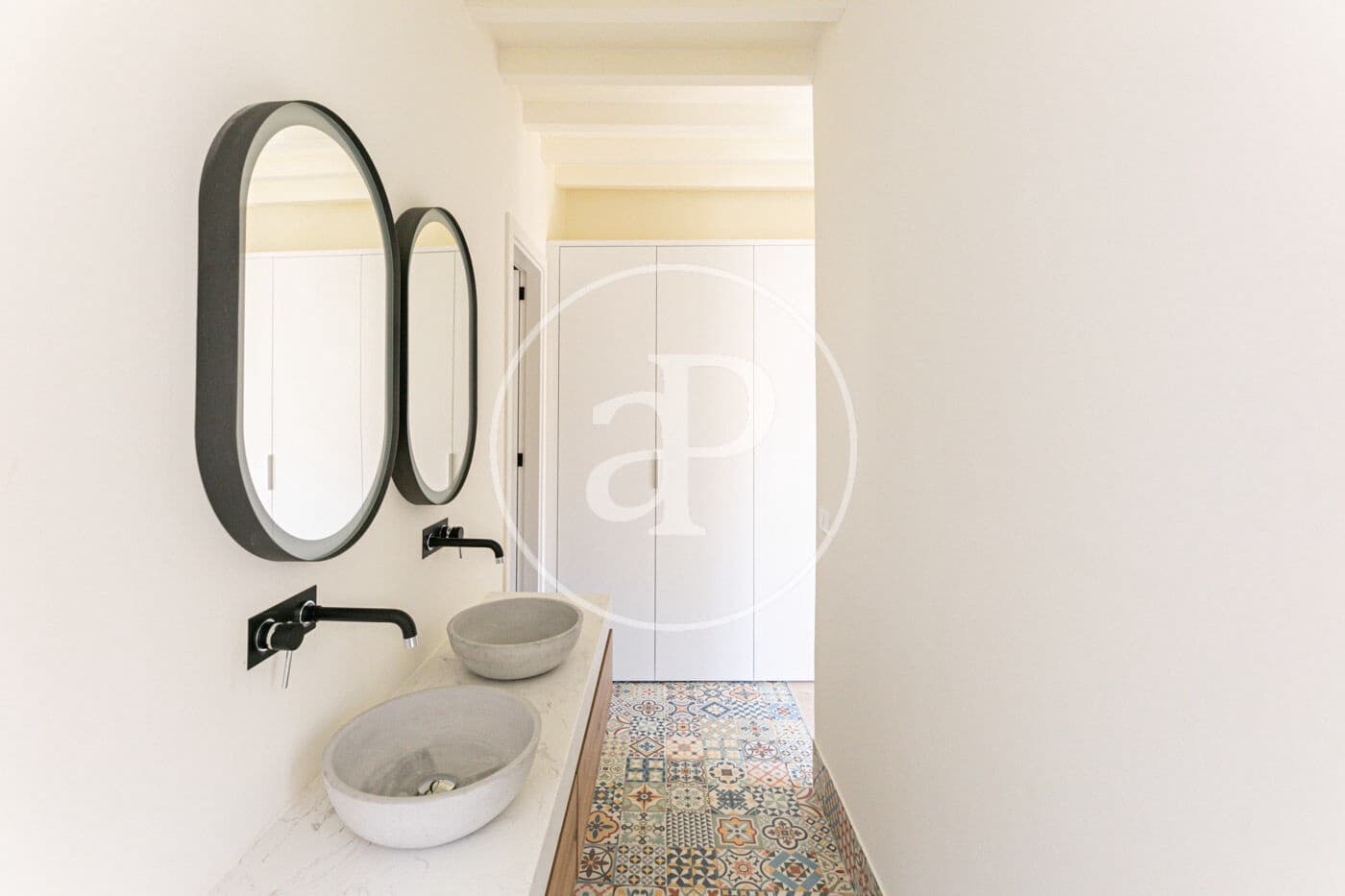 2 slaapkamer Appartement te huur in Palma de Mallorca - € 4.000 (Ref: 8726612)