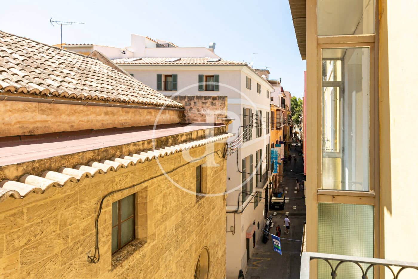 2 slaapkamer Appartement te huur in Palma de Mallorca - € 4.000 (Ref: 8726612)