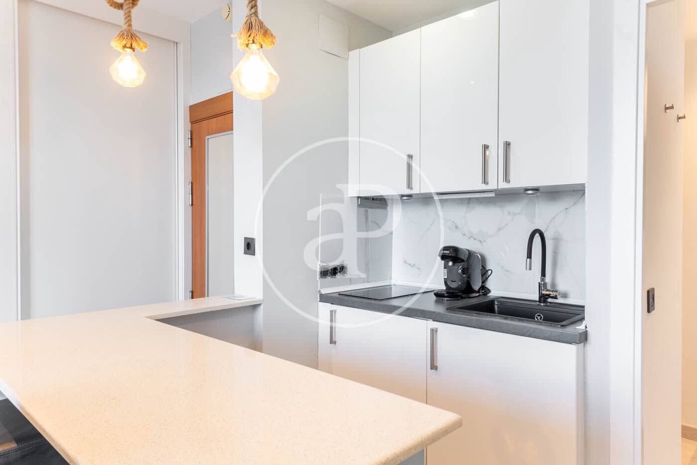 Appartement à louer à Magalluf avec piscine - 1 275 € (Ref: 8726616)