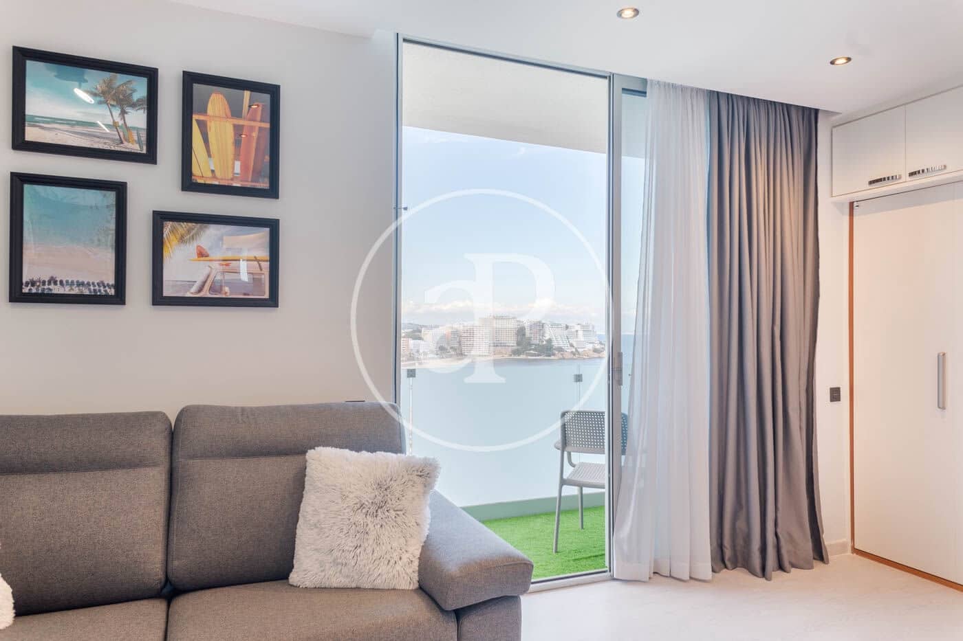 Appartement à louer à Magalluf avec piscine - 1 275 € (Ref: 8726616)