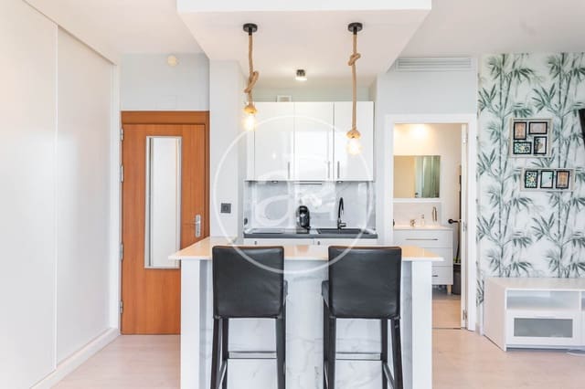 Apartment for rent in Magalluf, Calvià with pool - € 1,275 (Ref: 8726616)