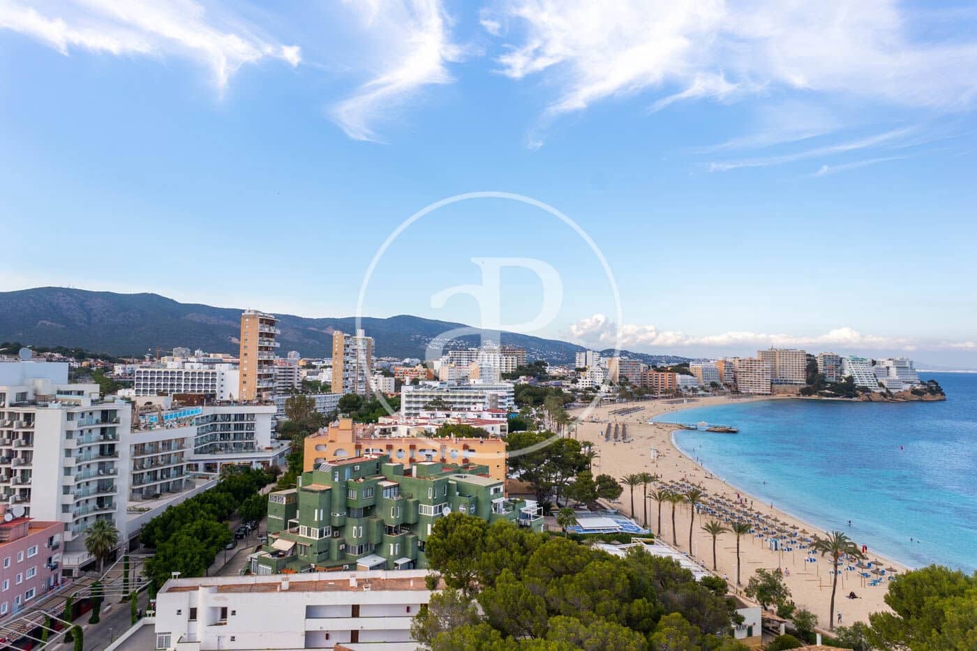 Appartement à louer à Magalluf avec piscine - 1 275 € (Ref: 8726616)