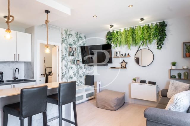 Apartment for rent in Magalluf, Calvià with pool - € 1,275 (Ref: 8726616)