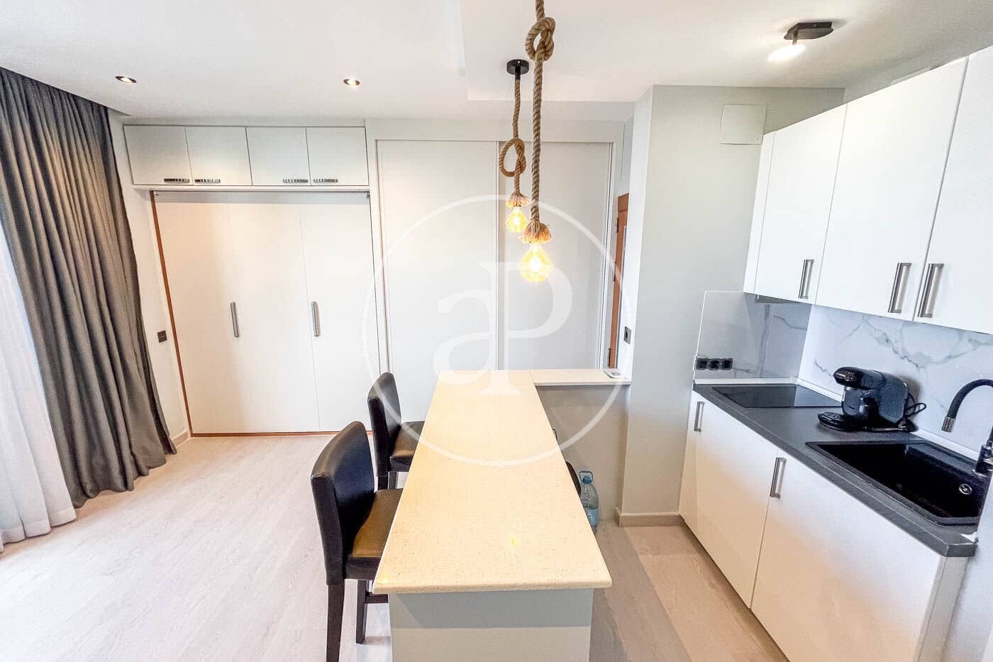 Appartement à louer à Magalluf avec piscine - 1 275 € (Ref: 8726616)