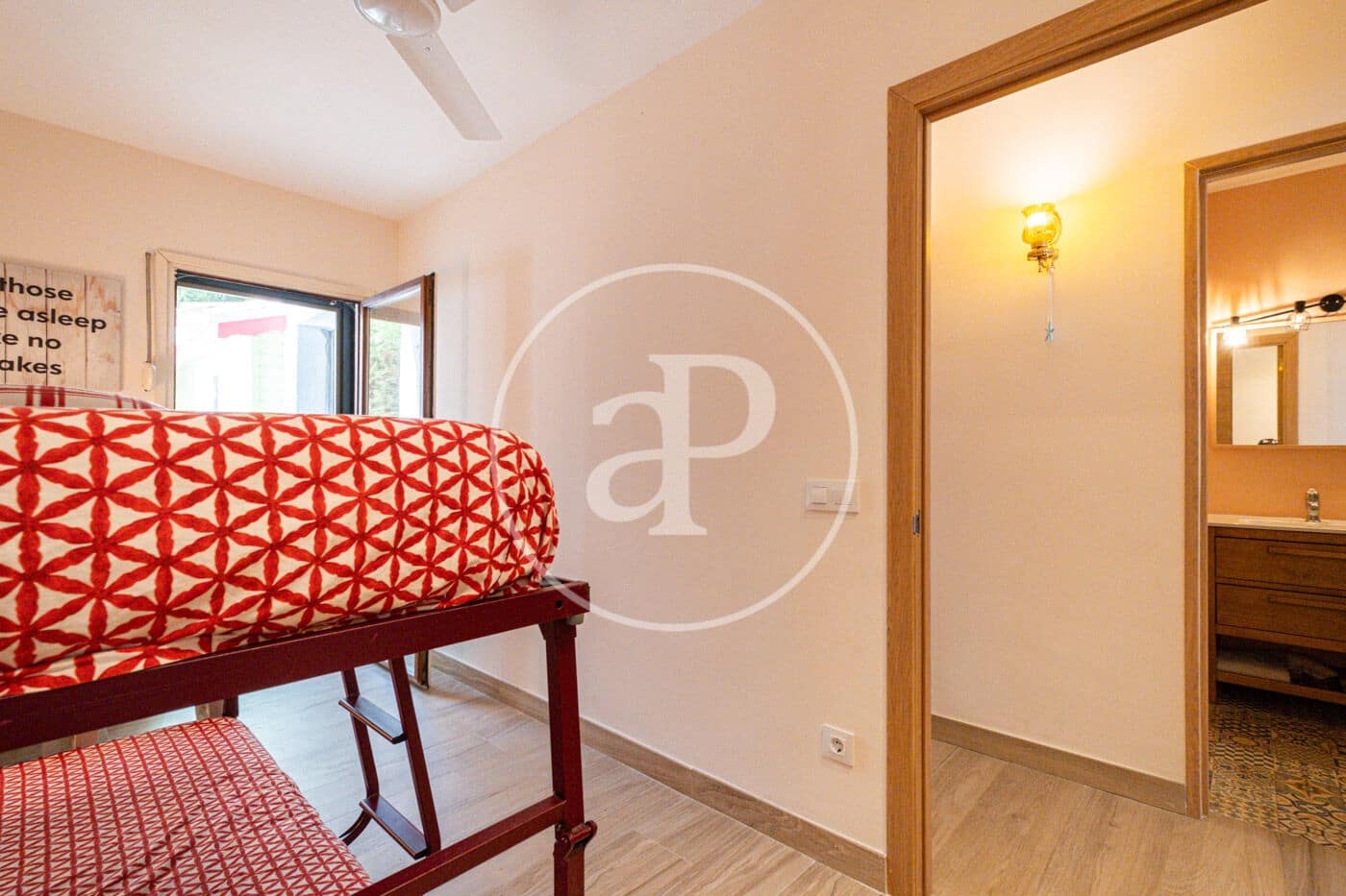 Appartement de 2 chambres à louer à Colonia de Sant Pere / Colonia de San Pedro - 1 500 € (Ref: 8726620)