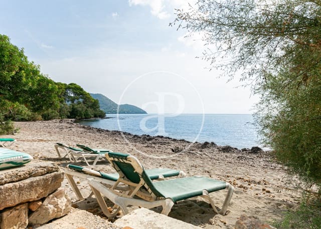 Villa/Maison de 2 chambres à louer à Cala Millor, Son Servera - 2 200 € (Ref: 8726628)