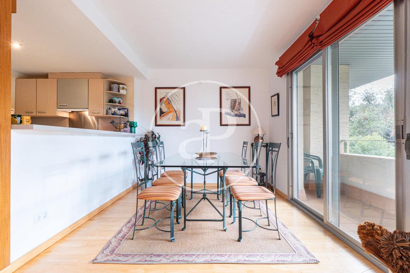 Apartamento de 2 habitaciones en Palma de Mallorca en alquiler con piscina - 1.800 € (Ref: 8726633)