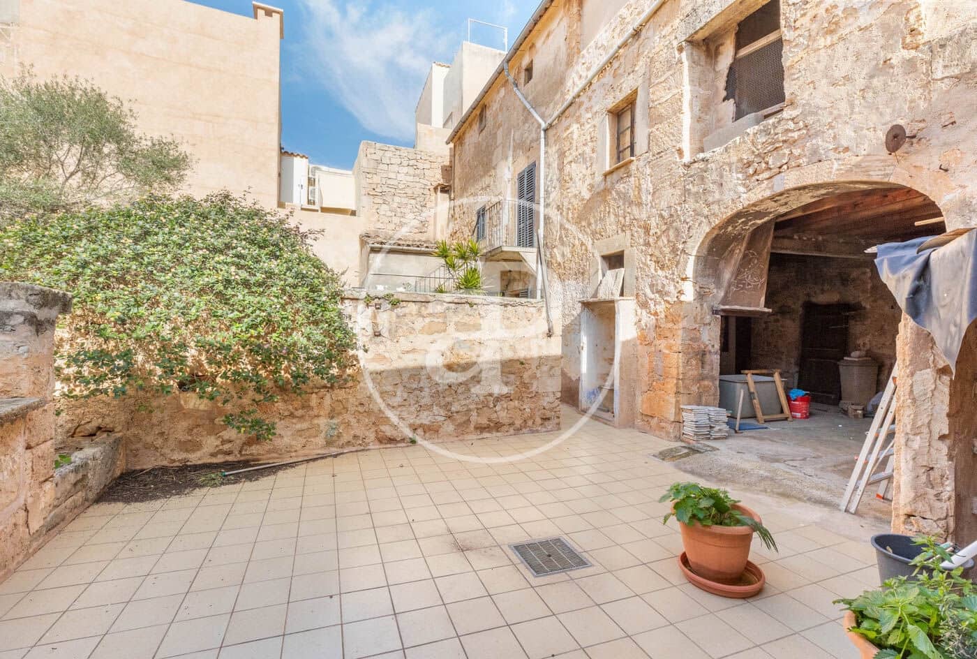 Villa til salgs i Santanyi - € 1 500 000 (Ref: 8802105)