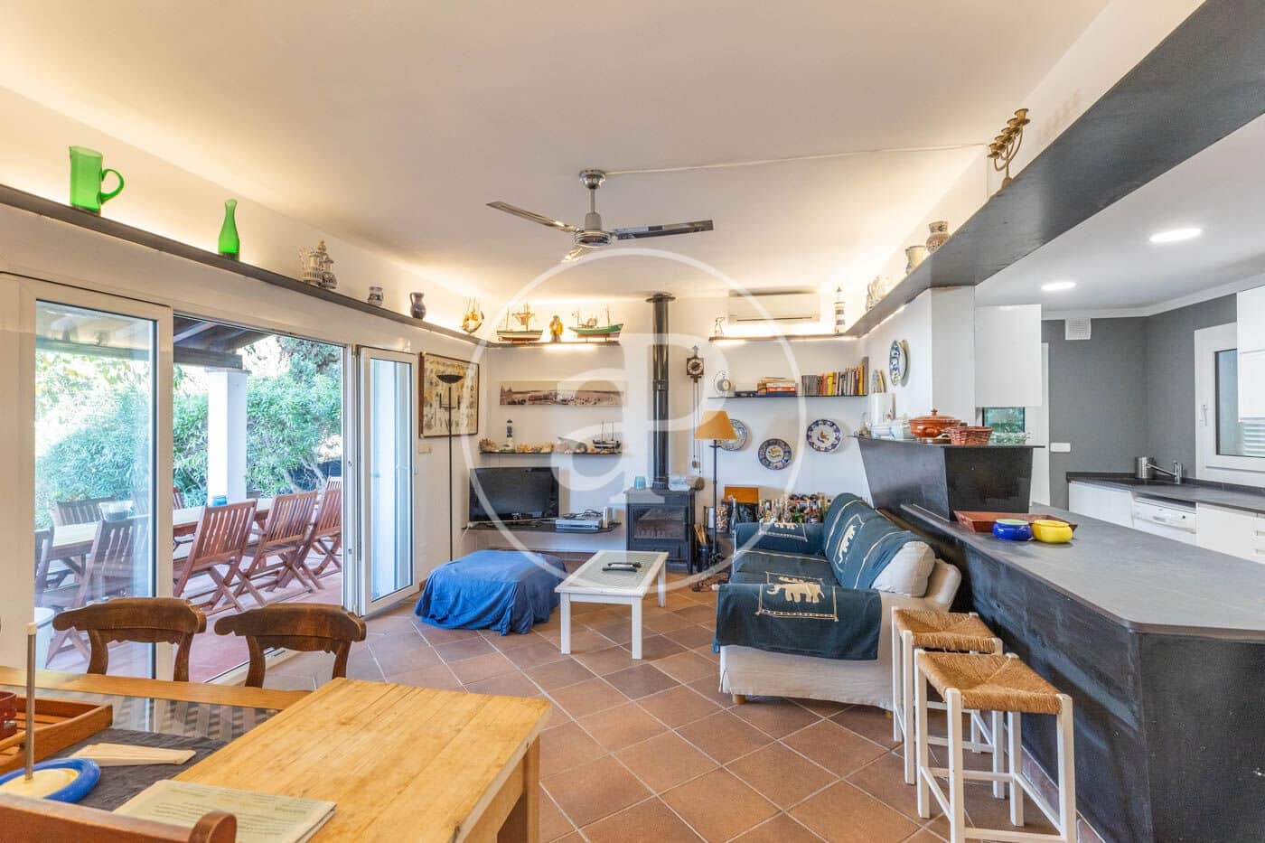 5 bedroom Villa for sale in Portocolom with pool - € 1,950,000 (Ref: 8802106)