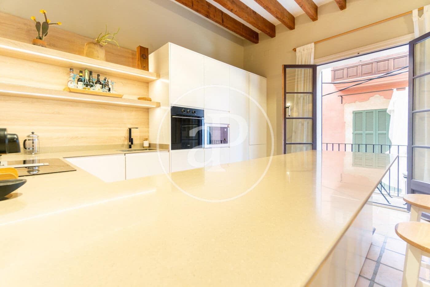 2 bedroom Apartment for rent in Palma de Mallorca - € 2,400 (Ref: 8802107)