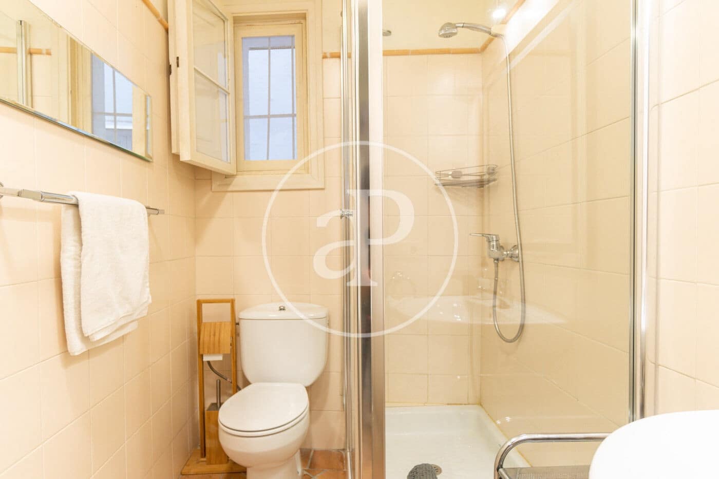 2 bedroom Apartment for rent in Palma de Mallorca - € 2,400 (Ref: 8802107)