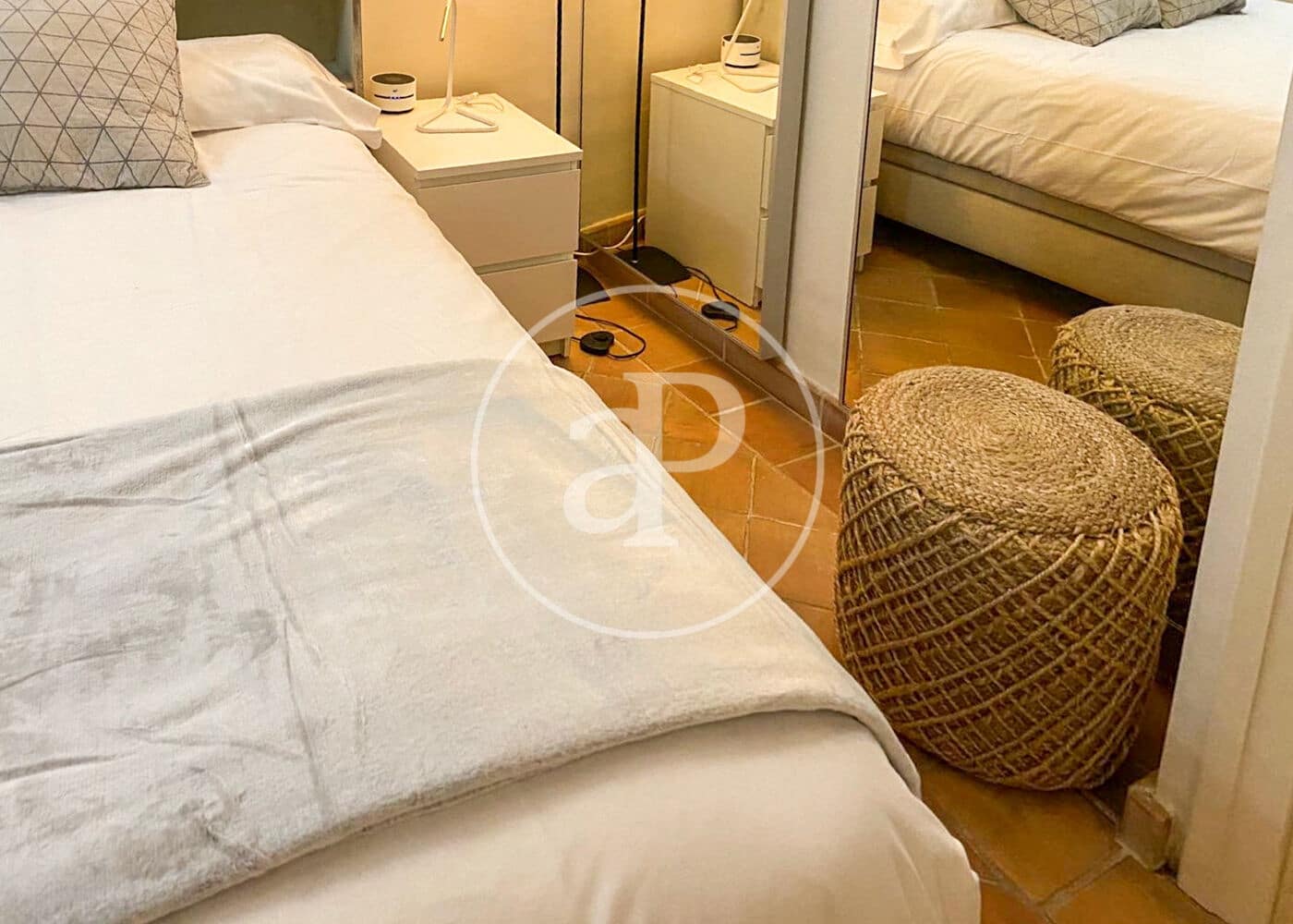 2 bedroom Apartment for rent in Palma de Mallorca - € 2,400 (Ref: 8802107)