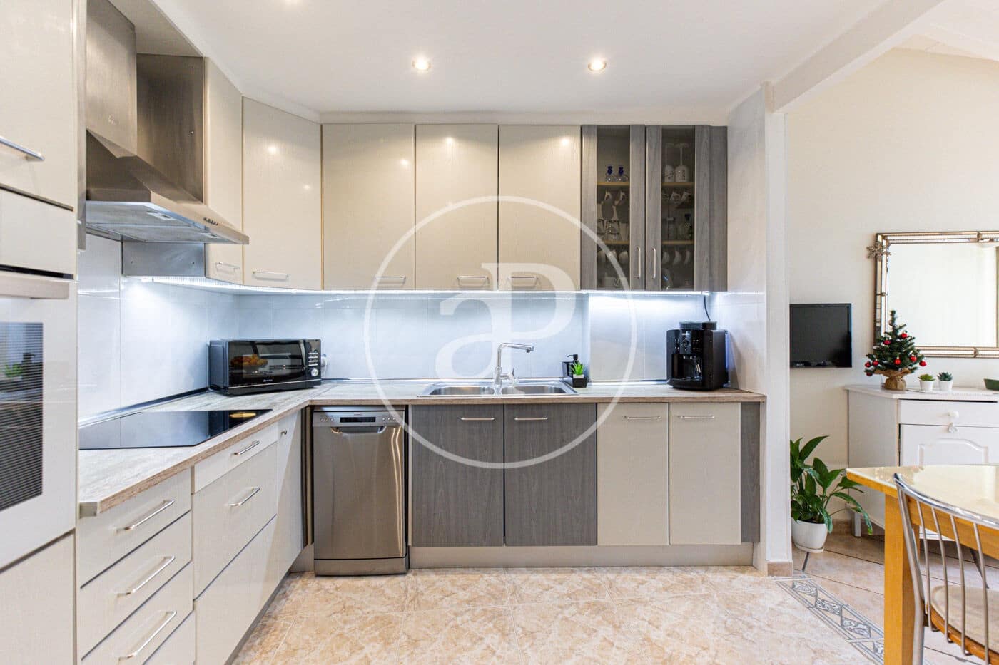 3 slaapkamer Villa te koop in Palma de Mallorca - € 1.980.000 (Ref: 8815808)