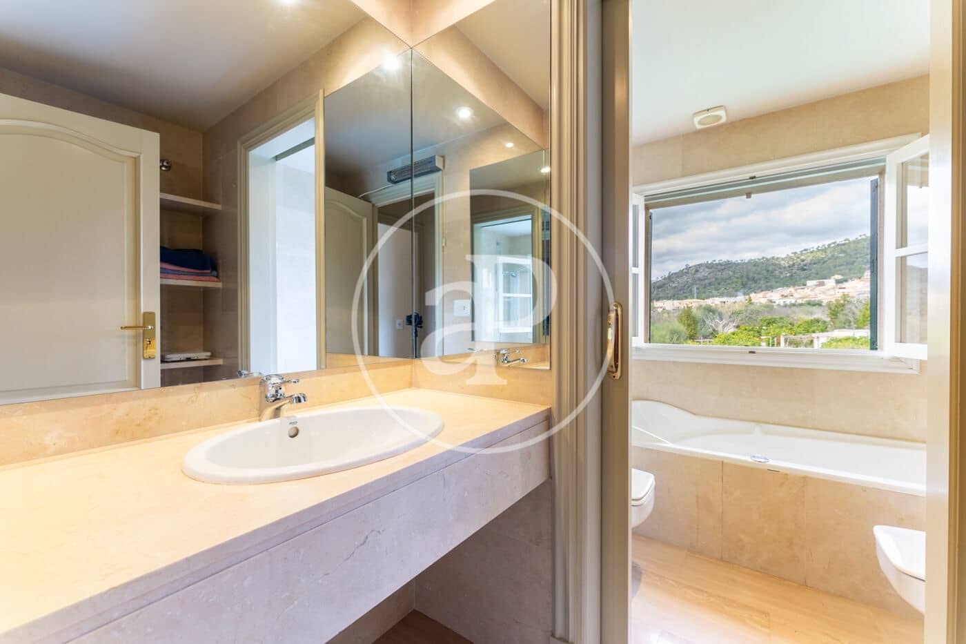 4 soveværelse Villa til salg i Lloseta med swimmingpool - € 780.000 (Ref: 8822400)