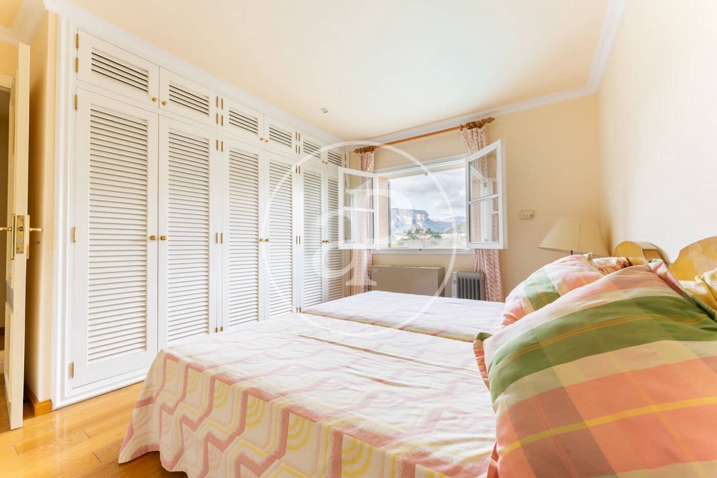 4 soveværelse Villa til salg i Lloseta med swimmingpool - € 780.000 (Ref: 8822400)