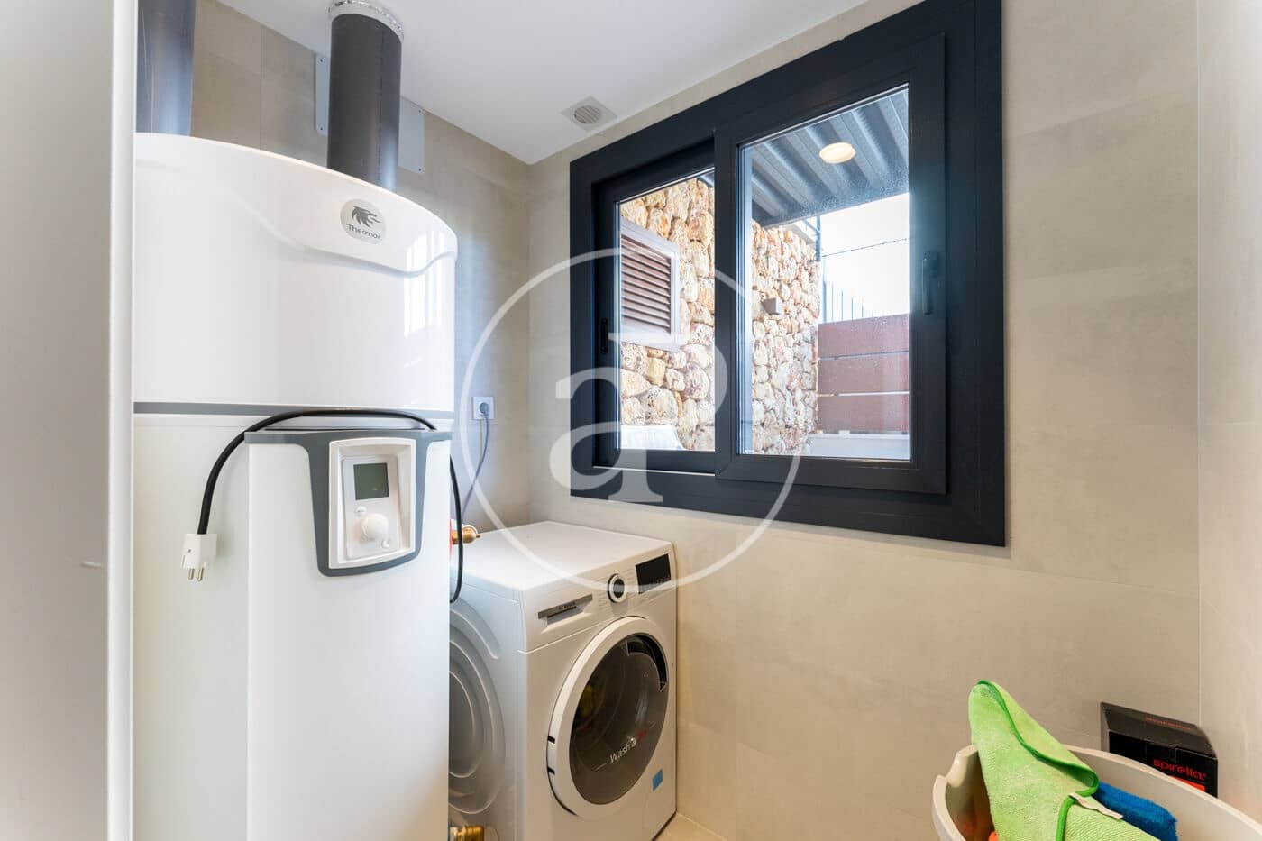 Villa/Maison de 3 chambres à louer à Calas de Mallorca - 3 500 € (Ref: 8825076)