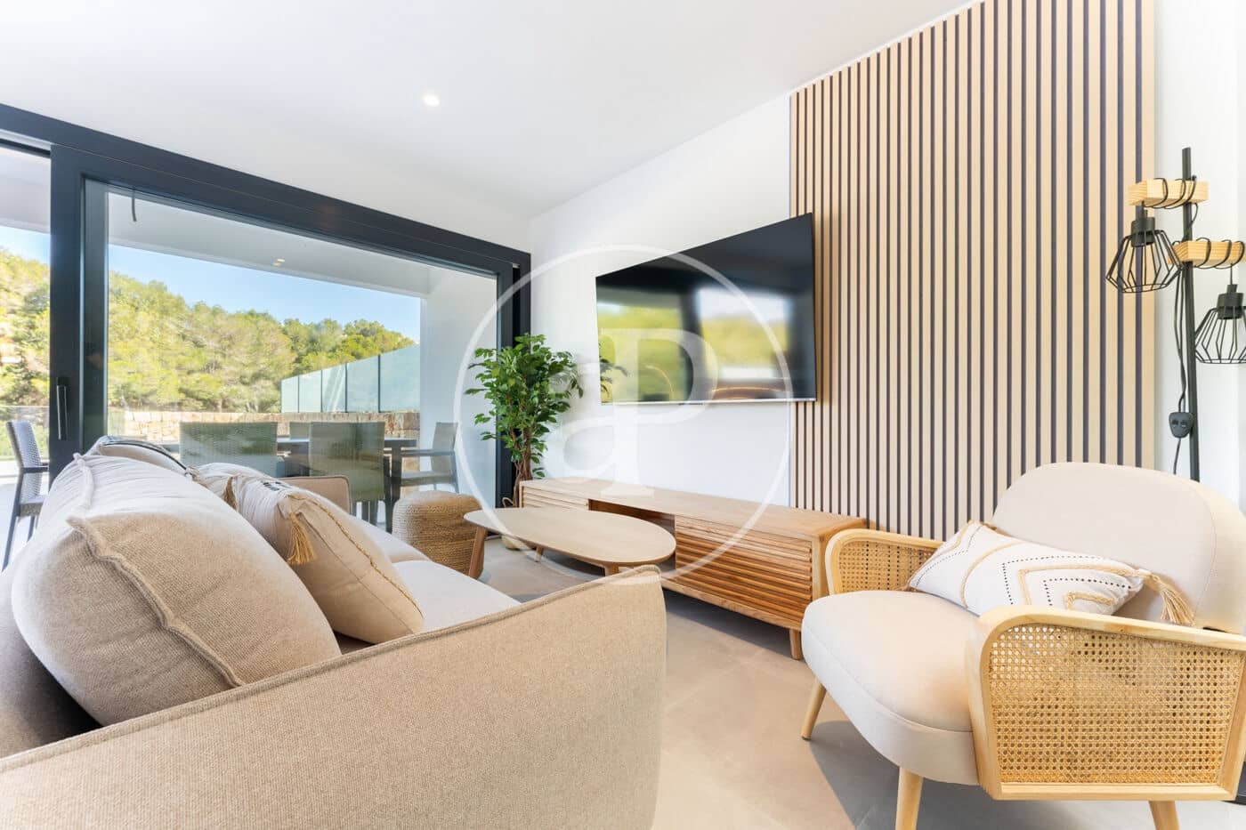 Villa/Maison de 3 chambres à louer à Calas de Mallorca - 3 500 € (Ref: 8825076)