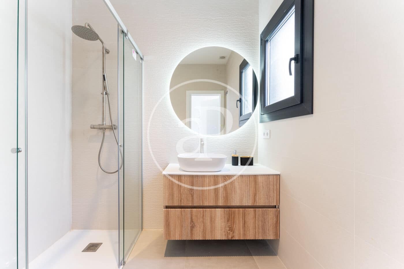 Villa/Maison de 3 chambres à louer à Calas de Mallorca - 3 500 € (Ref: 8825076)