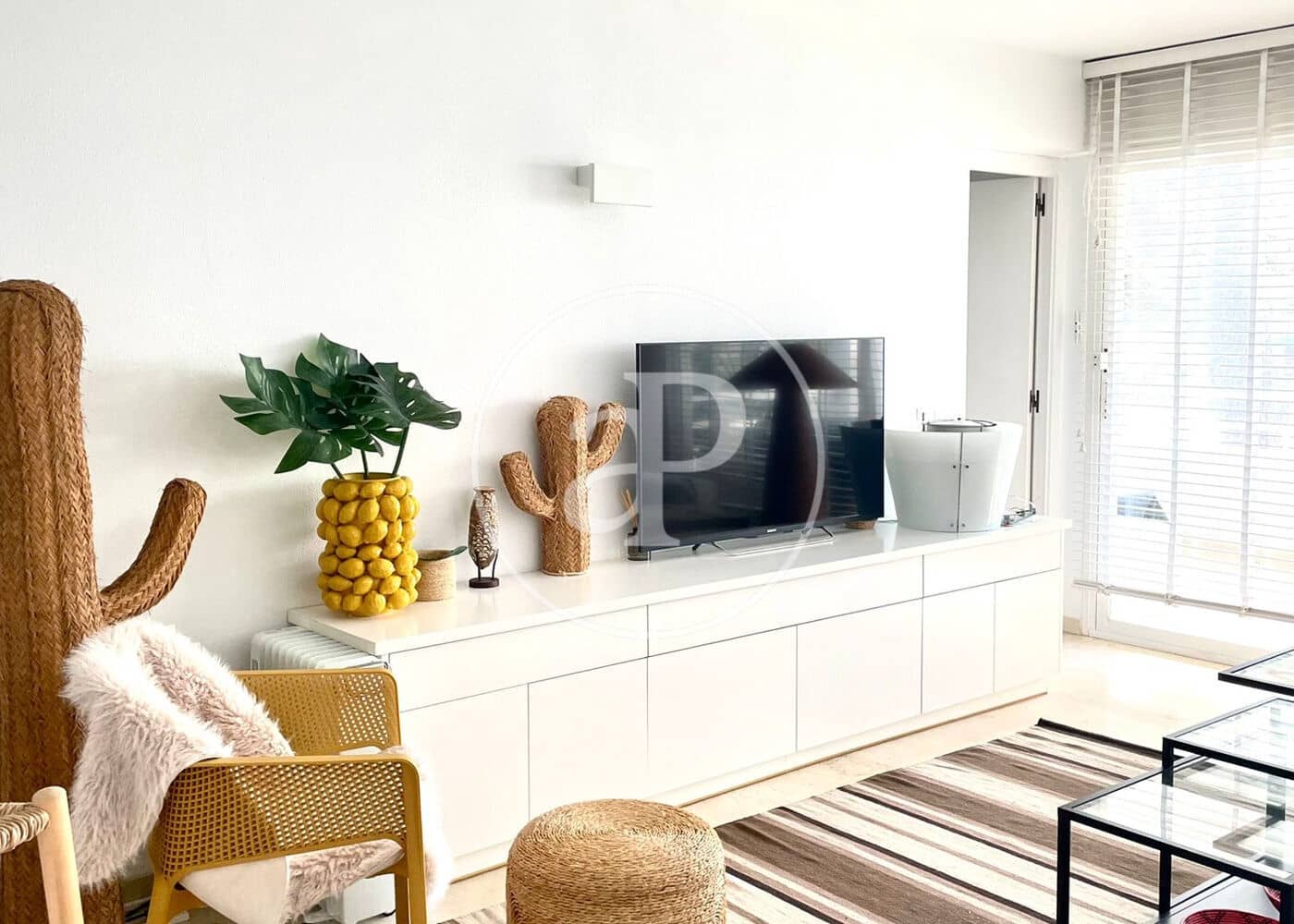 2 bedroom Apartment for rent in Puerto de Andratx with pool - € 2,000 (Ref: 8825077)