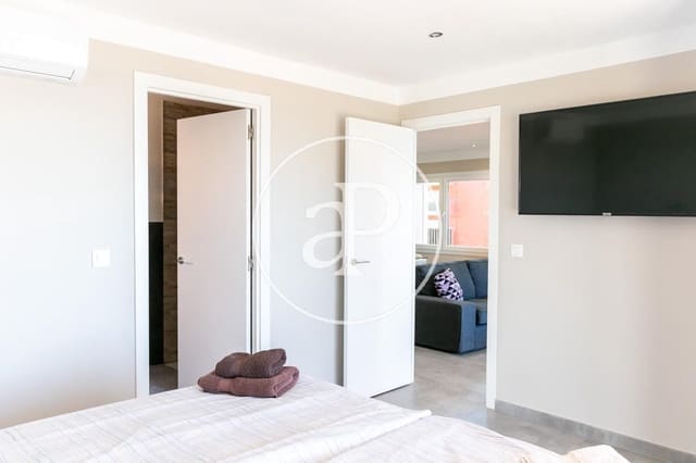 2 soveværelse Lejlighed til salg i Playa de Palma, Palma de Mallorca - € 640.000 (Ref: 8836877)