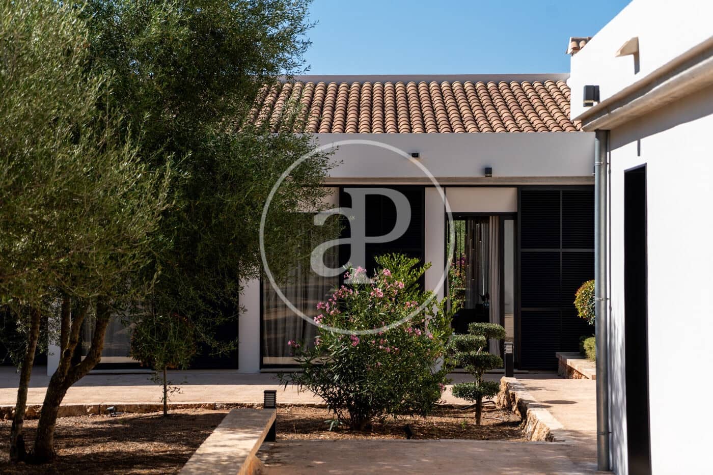 4 soveværelse Villa til salg i Porreres med swimmingpool - € 3.150.000 (Ref: 8841171)