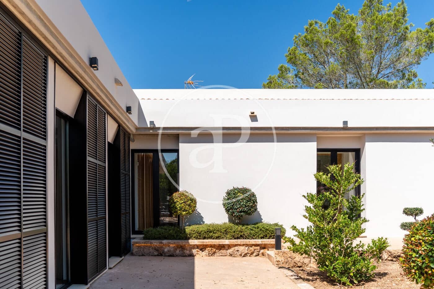 4 soveværelse Villa til salg i Porreres med swimmingpool - € 3.150.000 (Ref: 8841171)